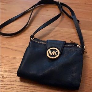 Michael Kors crows body bag